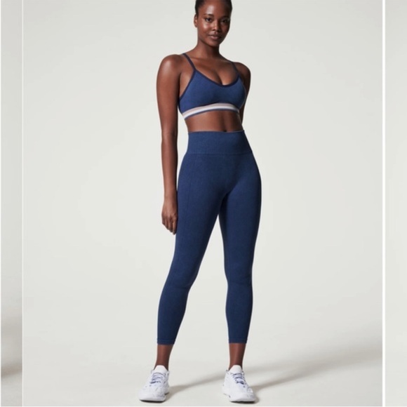 Spanx seamless size small leggings - Picture 1 of 5